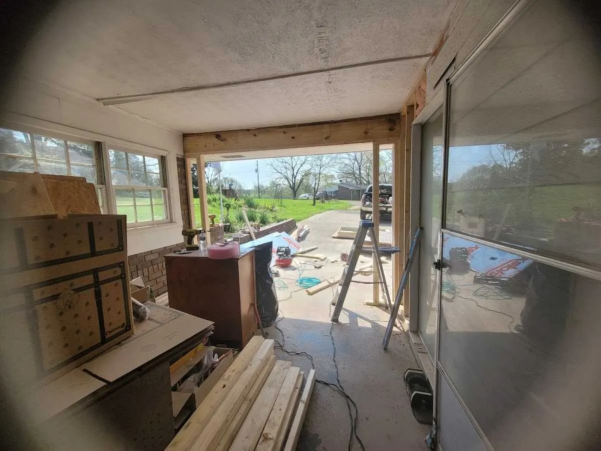 Air movers and dehumidifier for Water Mitigation Services in Keansburg